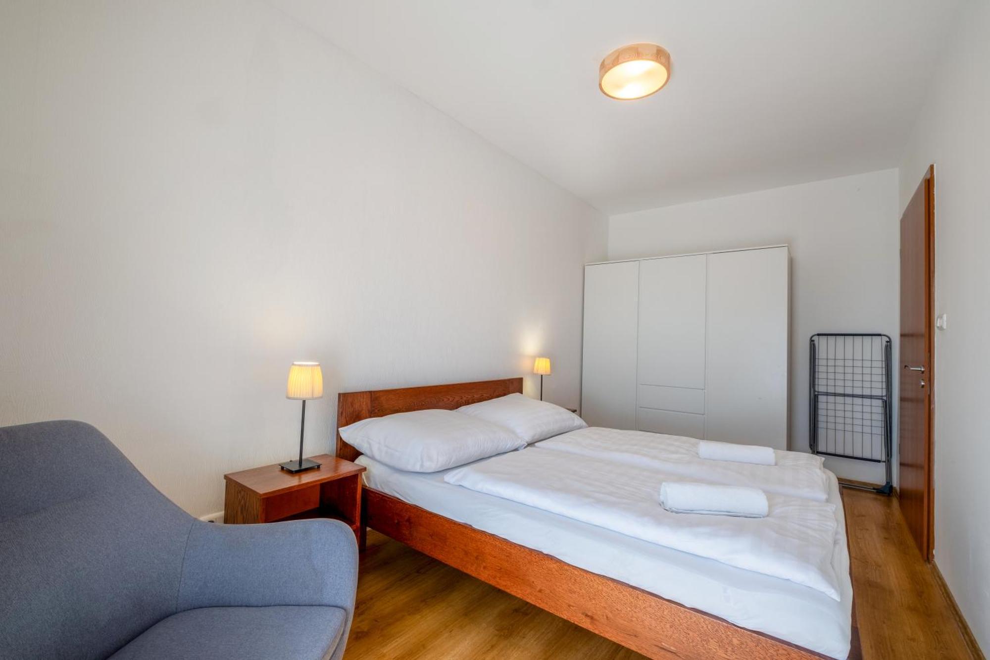 Myflat Club 218 Gold II Wellness Apartment Шиофок Экстерьер фото