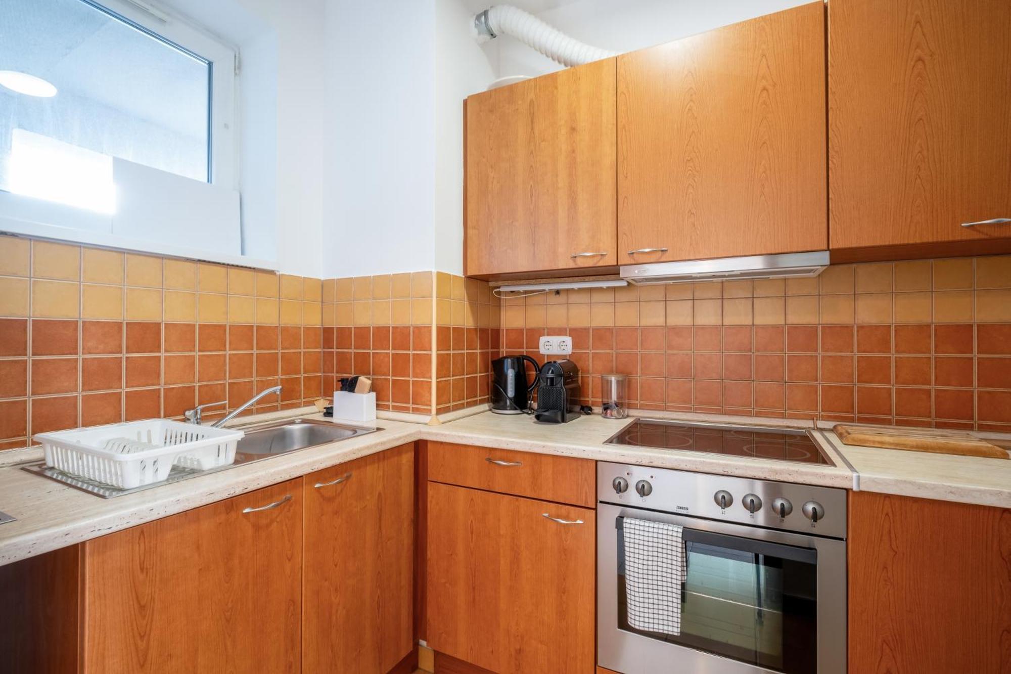 Myflat Club 218 Gold II Wellness Apartment Шиофок Экстерьер фото